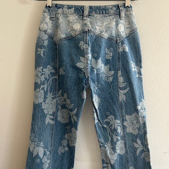 We The Free FP Blue Sky Yoke Floral Naomi Printed Slim Flare Mid Rise Jeans NWT - Picture 14 of 16